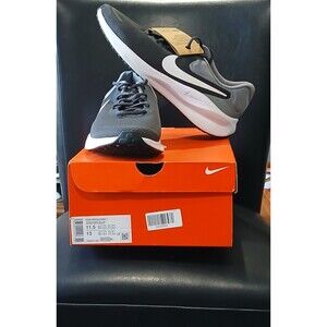 Nike Revolution 7 Anthracite/White/Cool Grey Men Running Shoes. Men Size 11.5